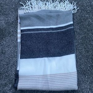 NEW Calvin Klein Scarf